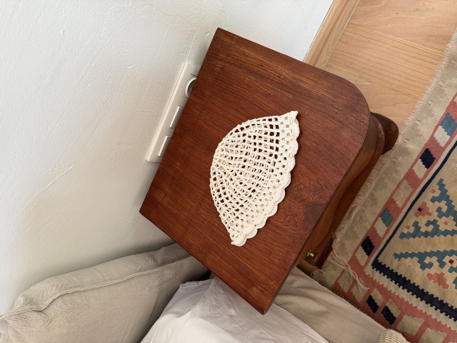 Ucu incili kafa aksesuarı