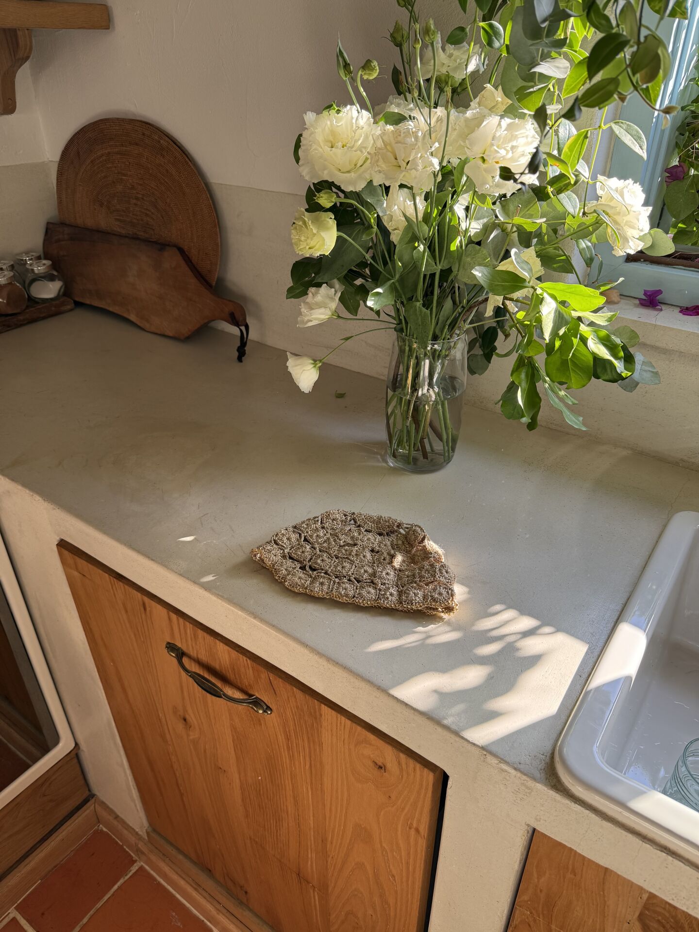 Çok işlemeli el emeği kafa aksesuarı