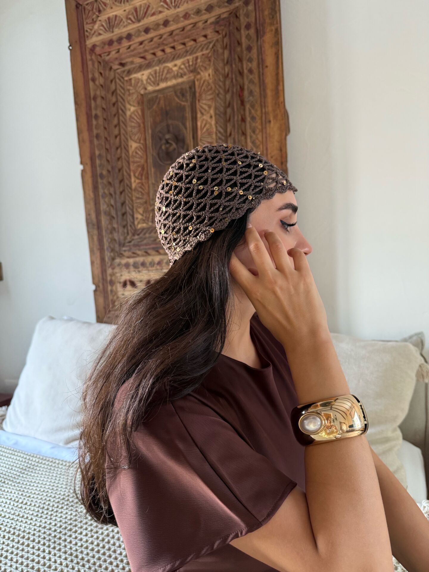 Pullu el örme kafa aksesuarı Kahverengi