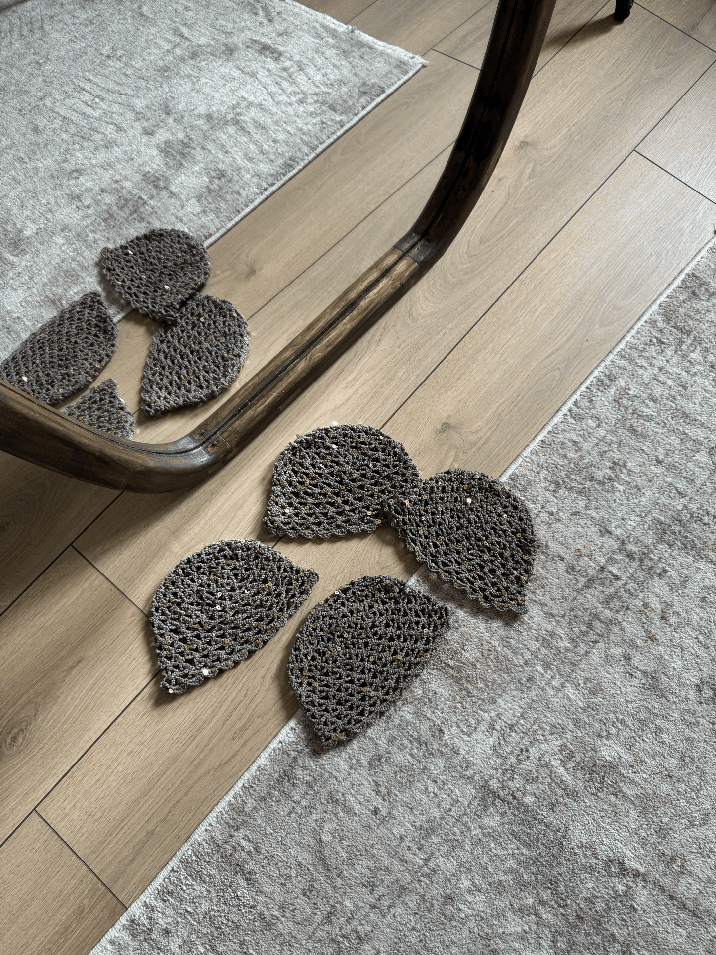 Pullu el örme kafa aksesuarı - Vizon