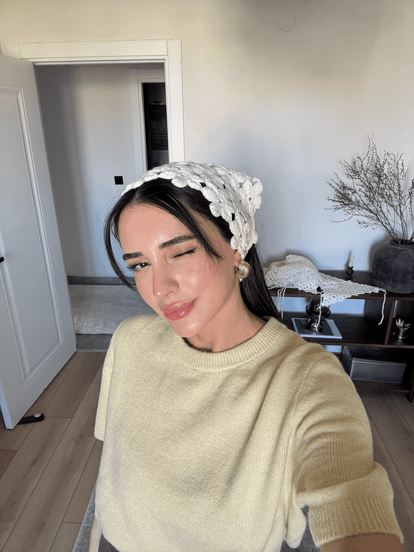 Ekru çiçekli bandana standart beden