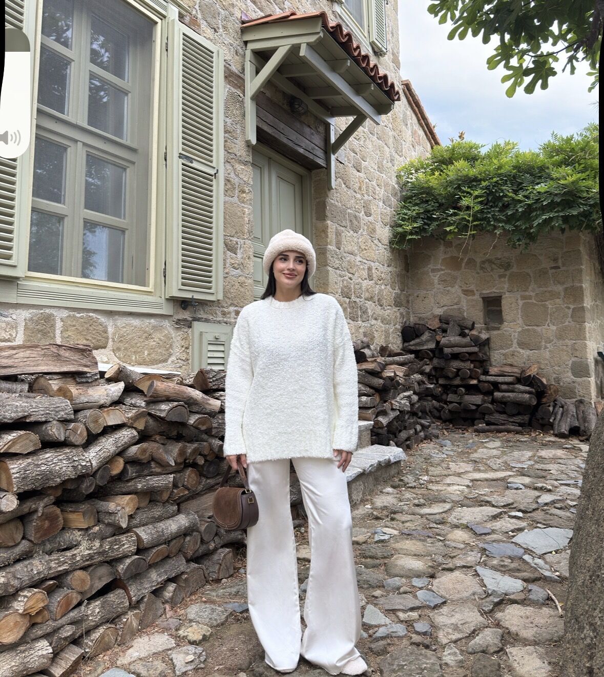 Buklet dokulu triko kazak Beyaz - STD