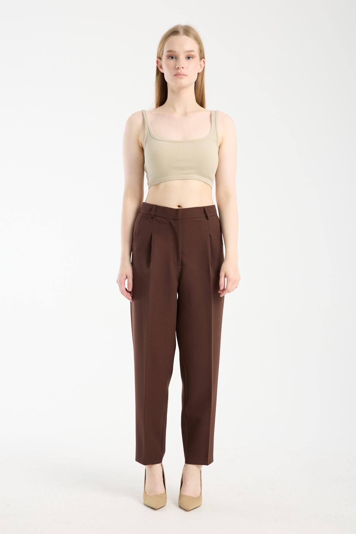 Havuç kesim pileli pantolon Kahverengi - 42